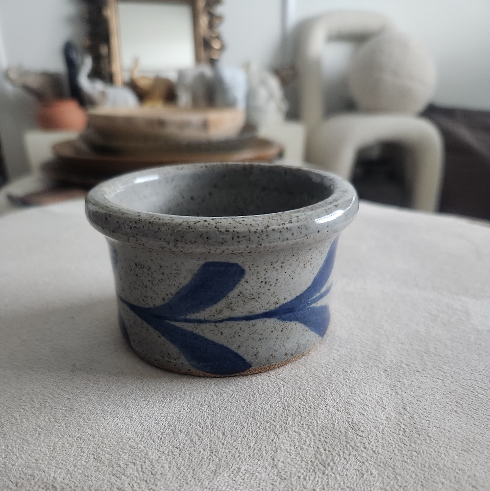 Speckled Ceramic Bowl with Blue Leaf Motif